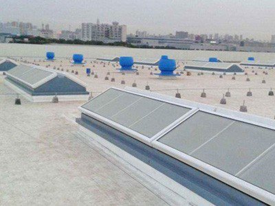 三角形通風(fēng)天窗